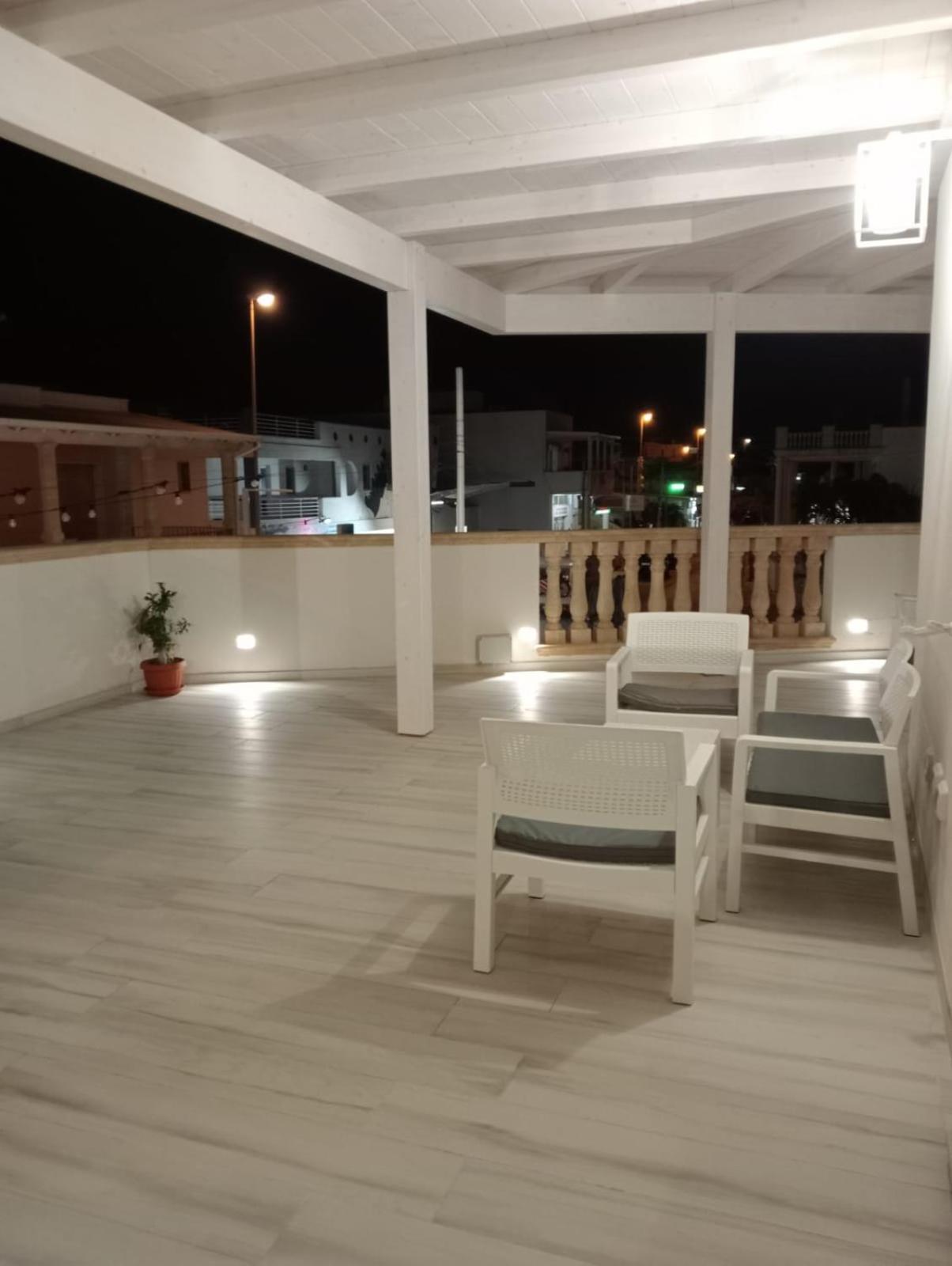 B&B Sole Torre San Giovanni Ugento Esterno foto